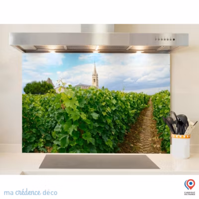 Crédence cuisine fond de hotte Vignoble et église – Alu composite – L 60 cm x H 45 cm – MaCrédenceDéco