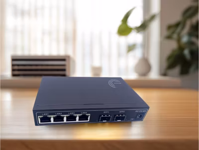 Elfcam – Switch Fibre 1Gb Non Géré – 2x SFP 1G + 4x RJ45 1000 Mbps, Plug & Play, Compatible Freebox Ultra & Livebox 6
