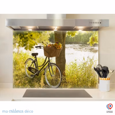 Crédence cuisine fond de hotte Vélo et panier – Verre trempé – L 90 cm x H 70 cm – MaCrédenceDéco