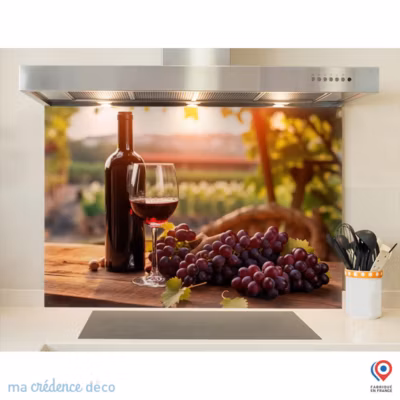 Crédence cuisine fond de hotte Vin rouge et vignobles – Alu composite – L 60 cm x H 45 cm – MaCrédenceDéco