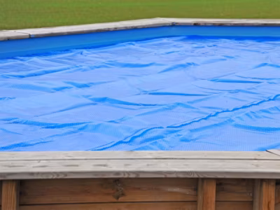 Bâche à bulles pour piscine bois octogonale Avocado 6,56 x 4,56 m – Gré