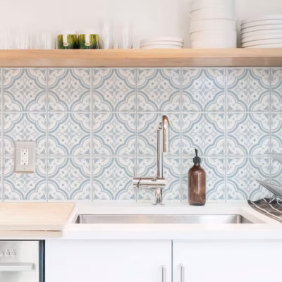 Carreaux adhesifs mural cuisine lisbonne bleu 20×20 cm – paquet de 14 autocollants