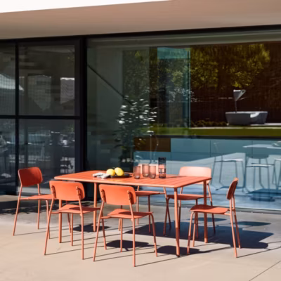 Table de jardin métal + 6 assises terracotta. Amélia + Liva 160 x 90 x 72.5cm