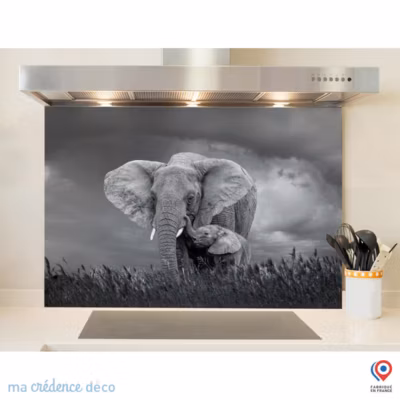 Crédence cuisine fond de hotte Eléphanteau avec sa maman – Alu composite – L 60 cm x H 45 cm – MaCrédenceDéco