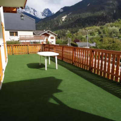 Moquette extérieur sur plots – Terrasse et Balcon – Vert – Rouleau de 1,33m x 36m